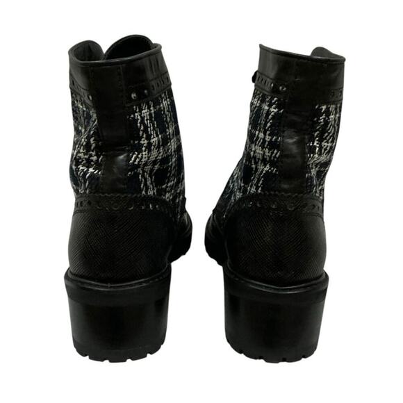Stuart Weitzman Rare Women’s Brogue Ankle Boots Black Plaid Lace-Up Size 8 - Picture 9 of 12